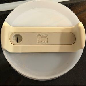 Stanley Cream and White Thermos Lid